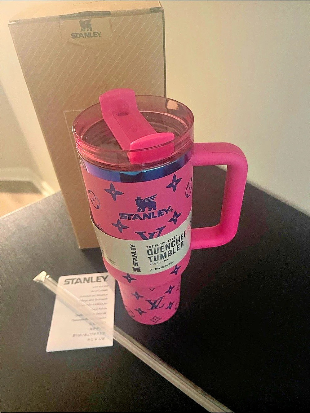 Stanley Quencher H2.0 FlowState Tumbler Pink NWT